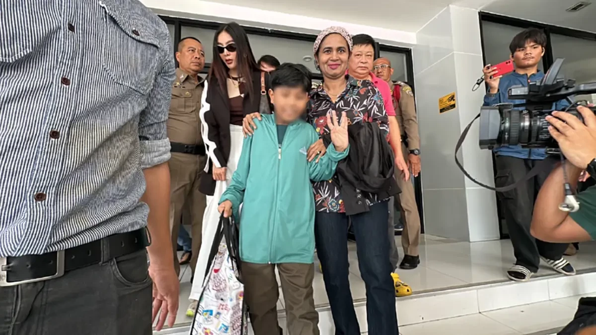 Qp-A4-Xo-Bc-YHjz3-QAmnpj-H