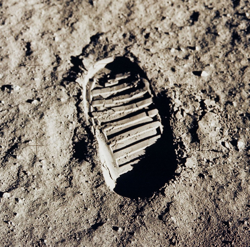 Ω Speedmaster Moonphase Co-Axial Master Chronometer Chronograph 44.25mm Cal.9904   (37)