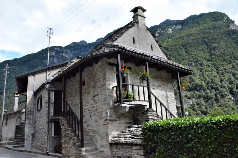 Suiza y sus pueblos-2019 - Blogs de Suiza - BRIONE-8-9-2019 (47)