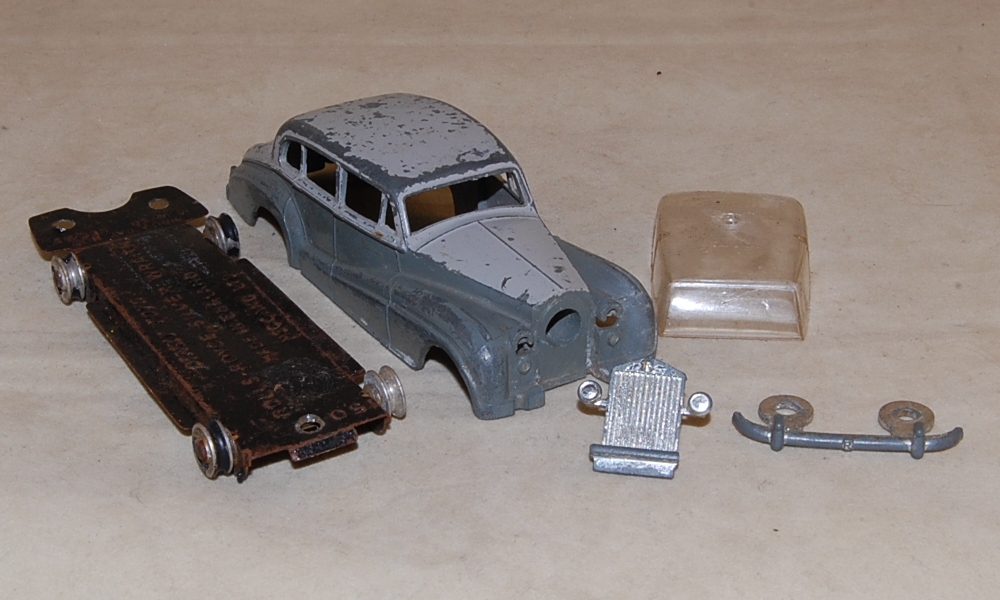 Dinky #150 Rolls Royce Silver Wraith - 4