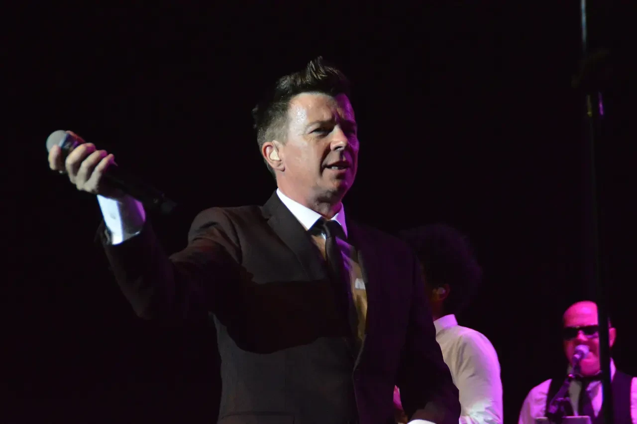 Rick Astley 4