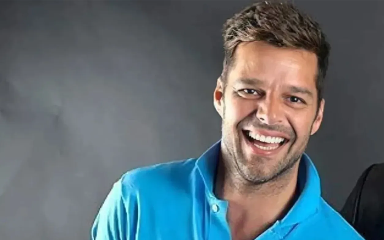 Sobrino de Ricky Martin tiene prohibido acercarse al cantante por un año