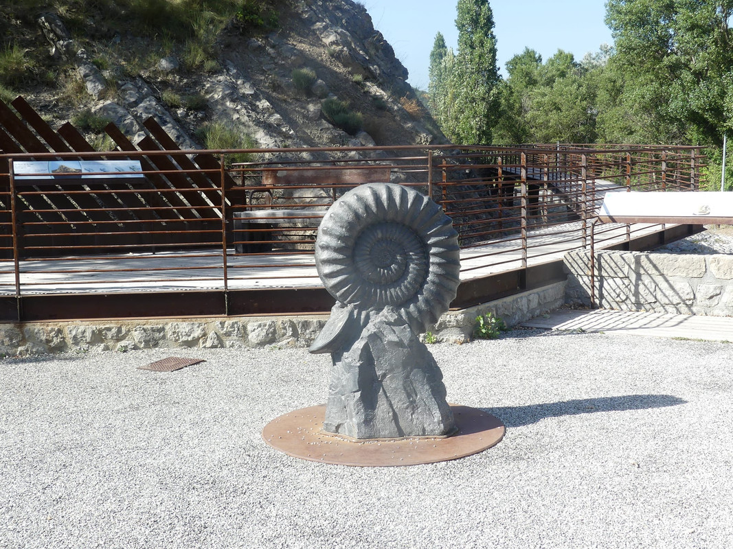 19 aout Col aiguebelette Serre Pancon Clus de Barles Dalle aux Amonites (45)