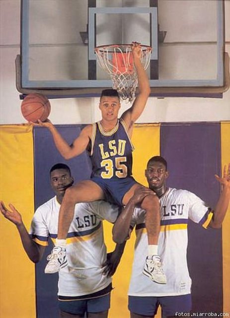shaq.jpg