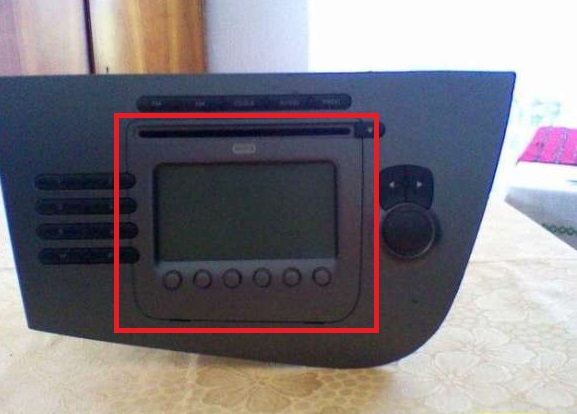 13910105_1_644x461_radio-mp3-seat-leon-1p-haeg