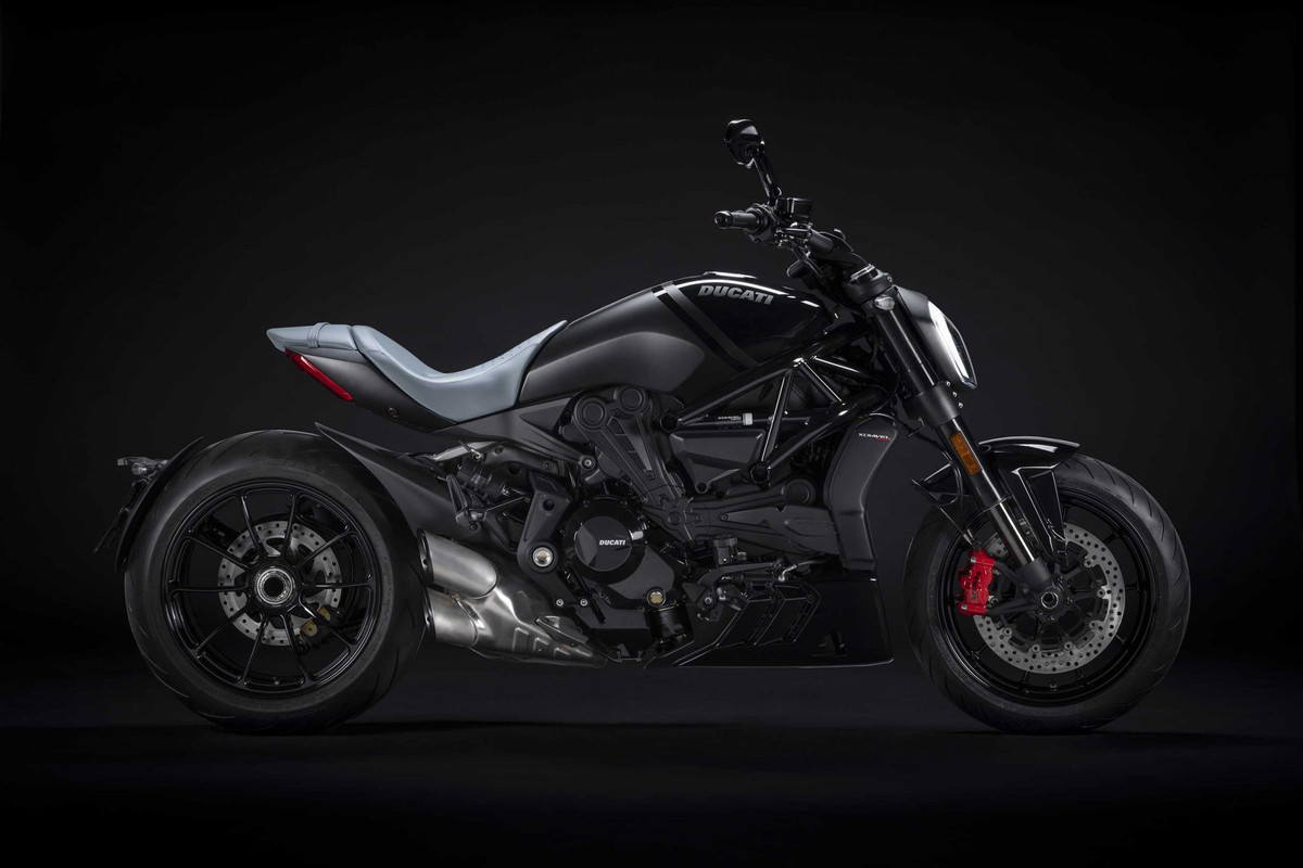 Лимитированный мотоцикл Ducati XDiavel Nero 2022