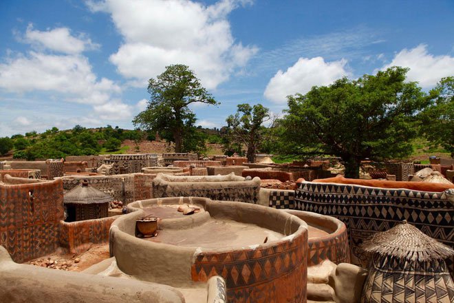 [Image: ngoi-lang-Tiebele-4.jpg]