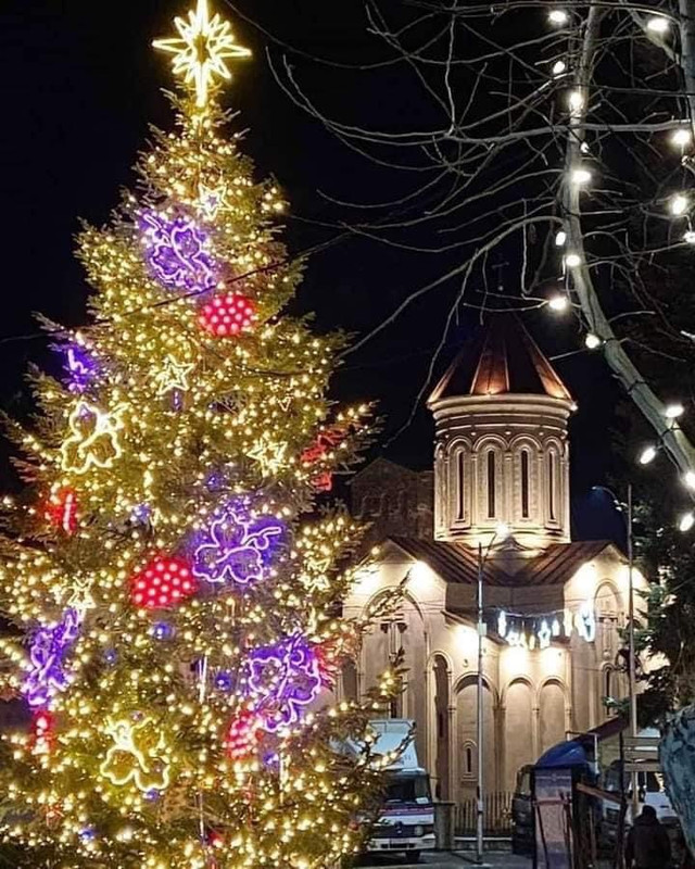 “წინასაახალწლო სამზადისი აქტიურად დაიწყება და წელსაც განსაკუთრებულად მოირთვ ...