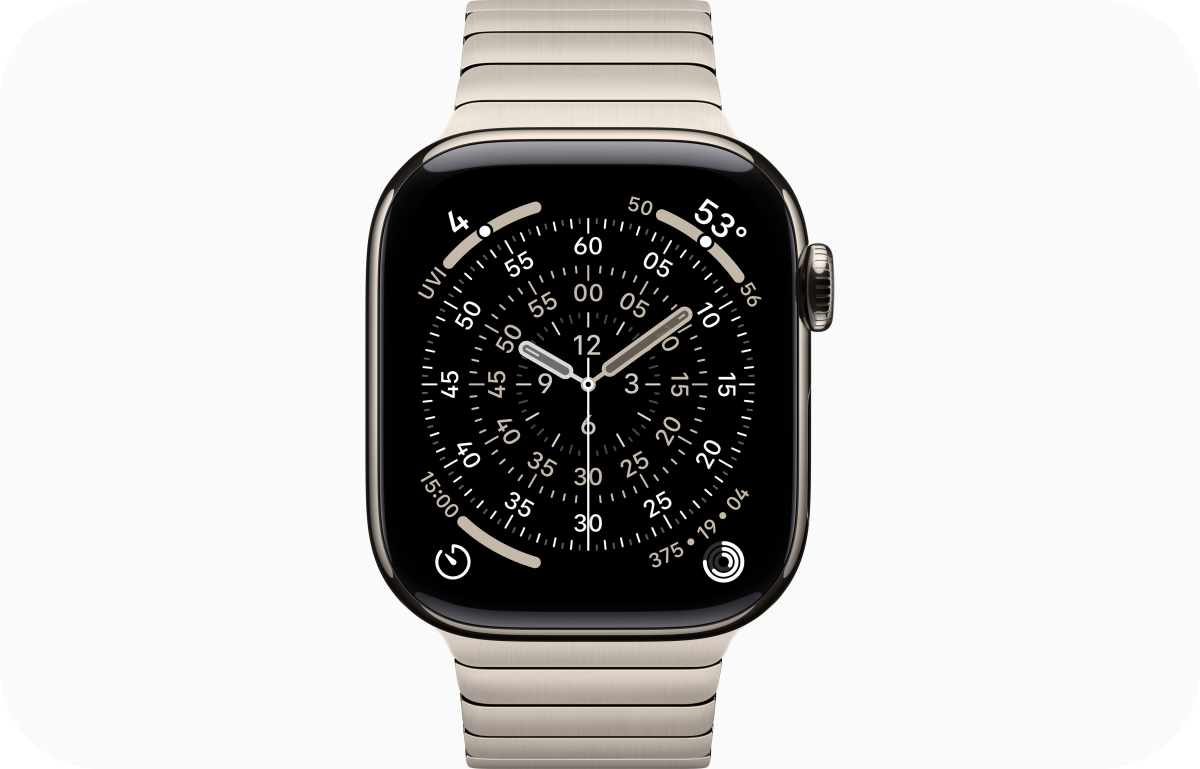 Apple Watch Series 11 Natural Titanium