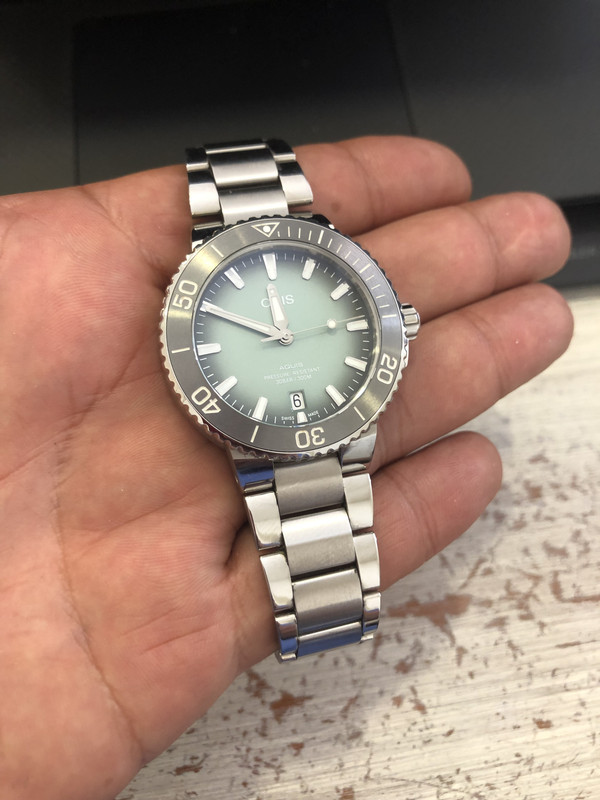 DD3A8325-4069-4C75-9BBF-A6941AF0AEBC