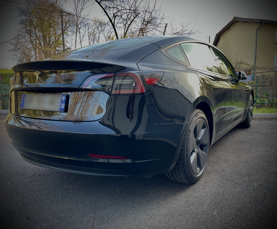 8F53760D-A1CA-47C4-8233-2753065D792E