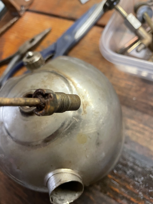 78C7E208-613F-4644-ACE8-57B4C569E6D2