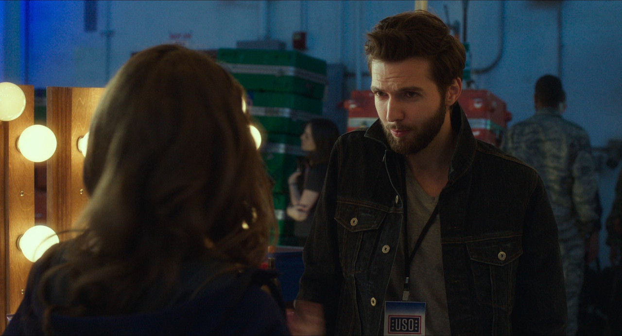 Pitch Perfect 3 (2017).mkv_snapshot_00.30.13_[2018.03.12_06.50.4