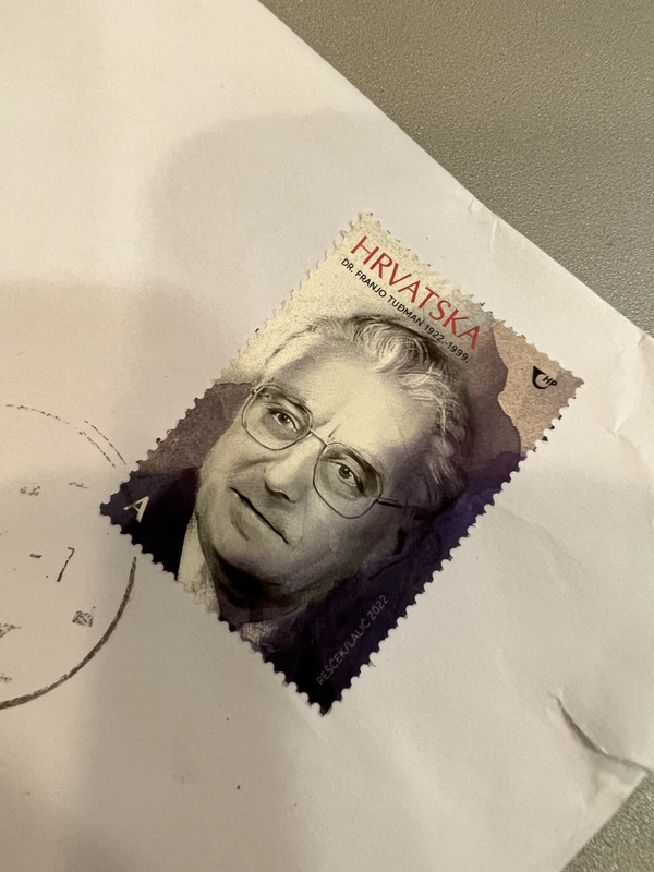 25958192-B241-49D5-8766-775AF06C582D