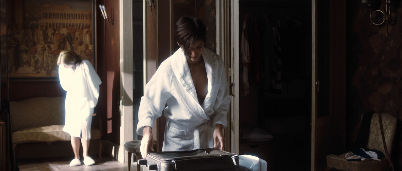 Room in Rome 2010 (1080p x265 10bit Tigole).mkv_