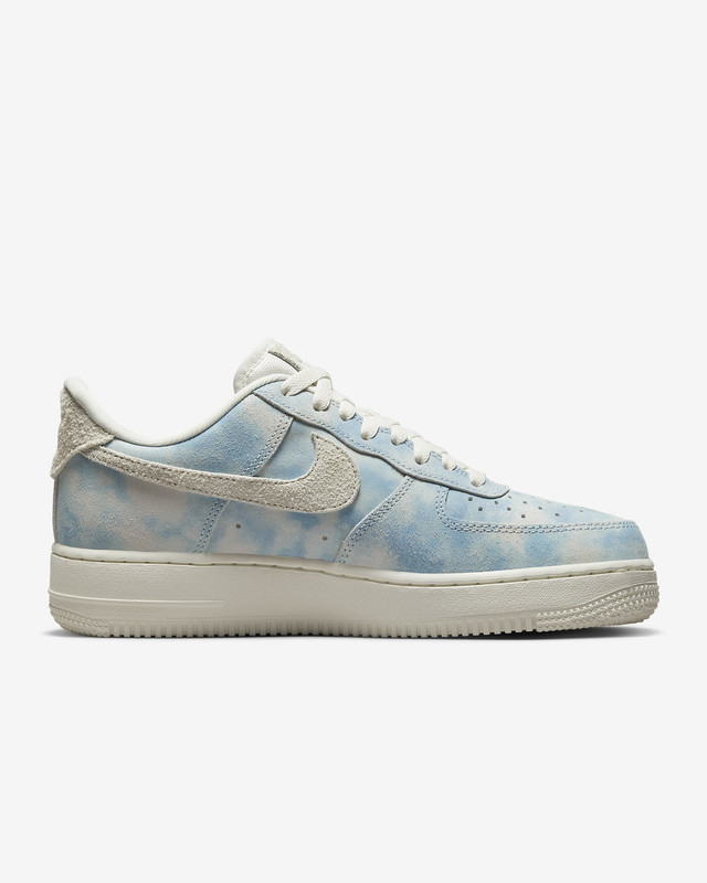 Nike Women’s Air Force 1 ’07 SE Shoes – Unbelievable Price of .90 (Original 0) at Nike Nike Women’s Air Force 1 ’07 SE Shoes – Unbelievable Price of .90 (Original 0) at Nike
