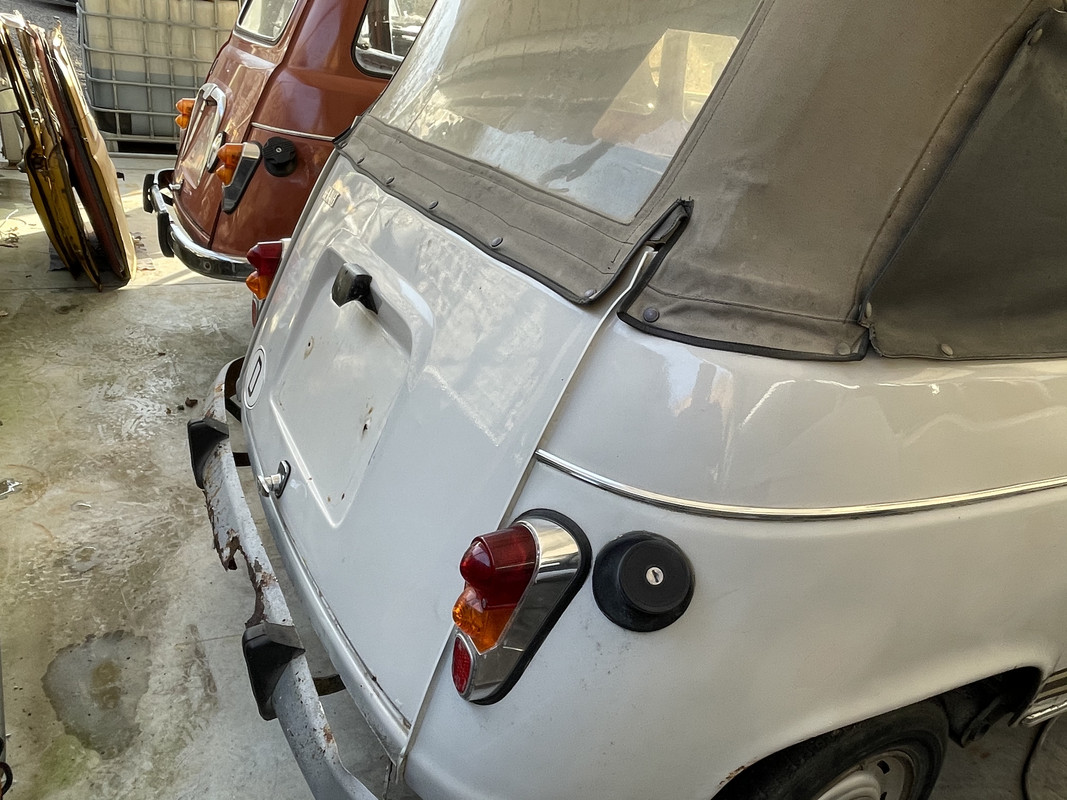 75D8CC53-8177-4C2A-BCDB-903C1CFC2EE3