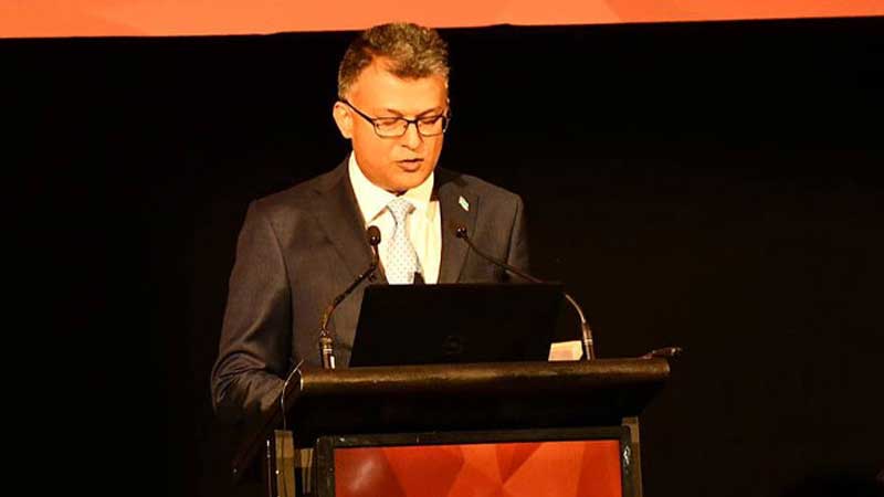 1598196799618d5d95539a44a1a653