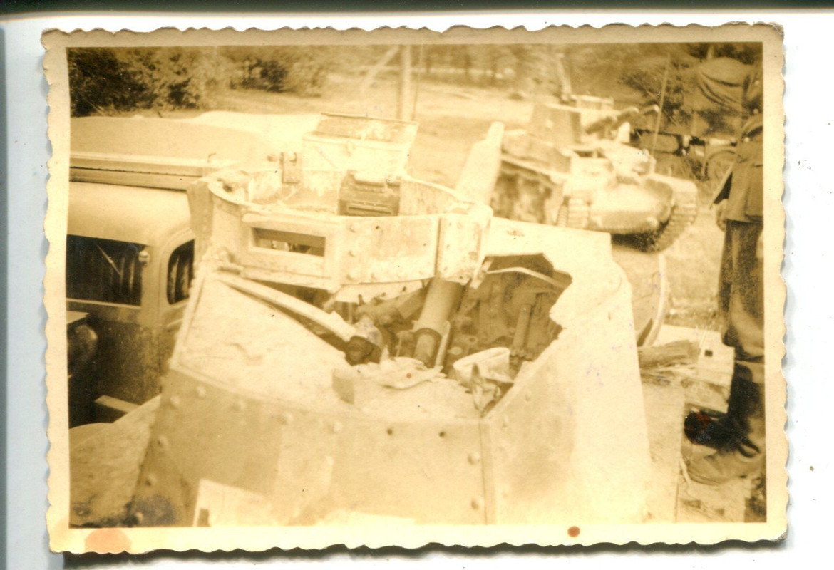 Orig.Foto zerstörter Panzer Tank Wehrmacht WW2