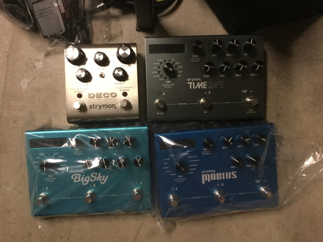 8AB873DD-7AF6-4A4C-A73E-4BCD85F83D1F