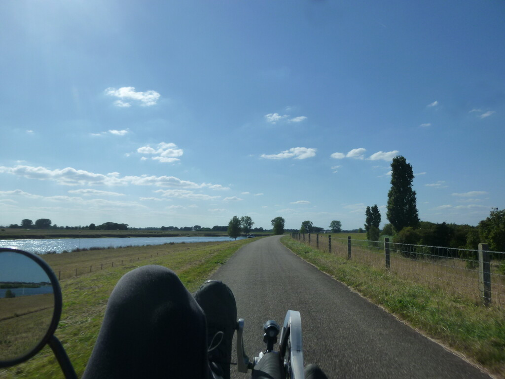 [Afbeelding: P1030701.jpg]