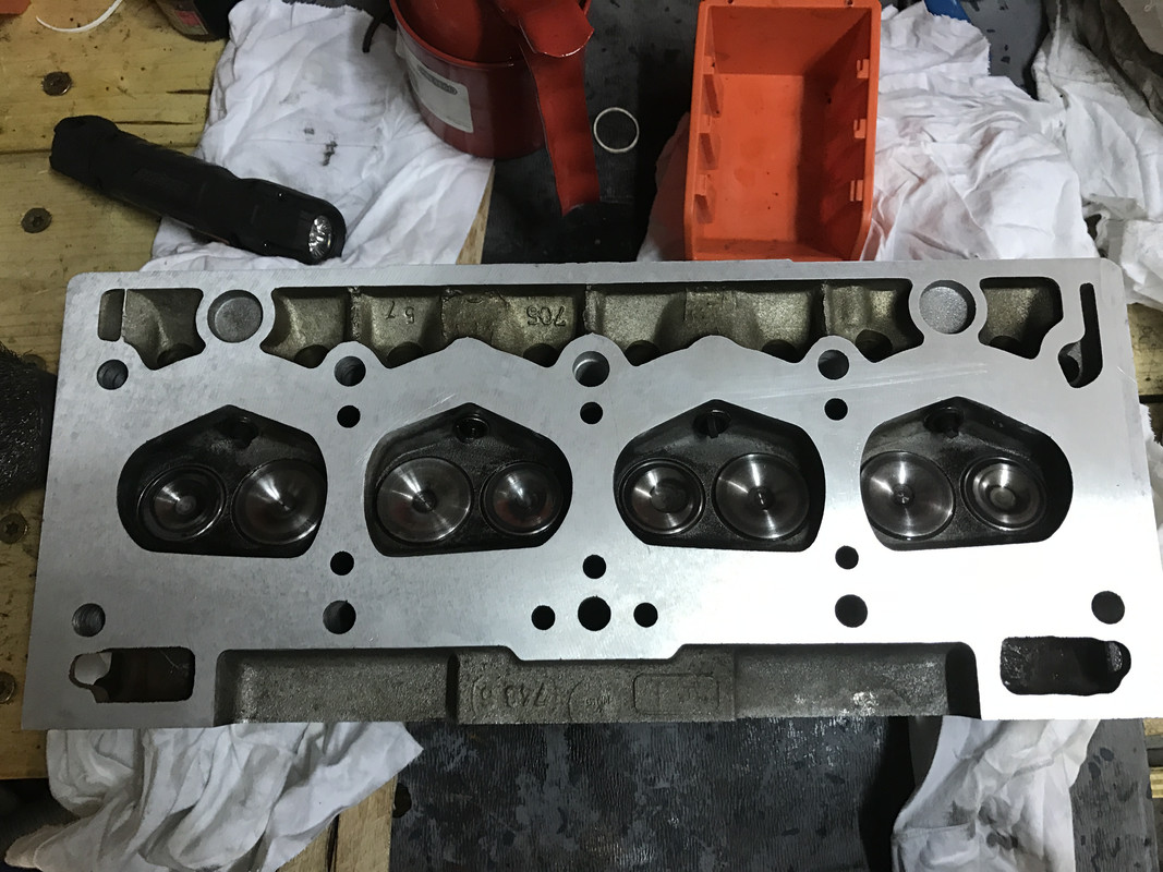 Restauration 4L (1217)