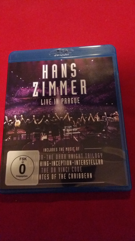 1576532422738-1996352469