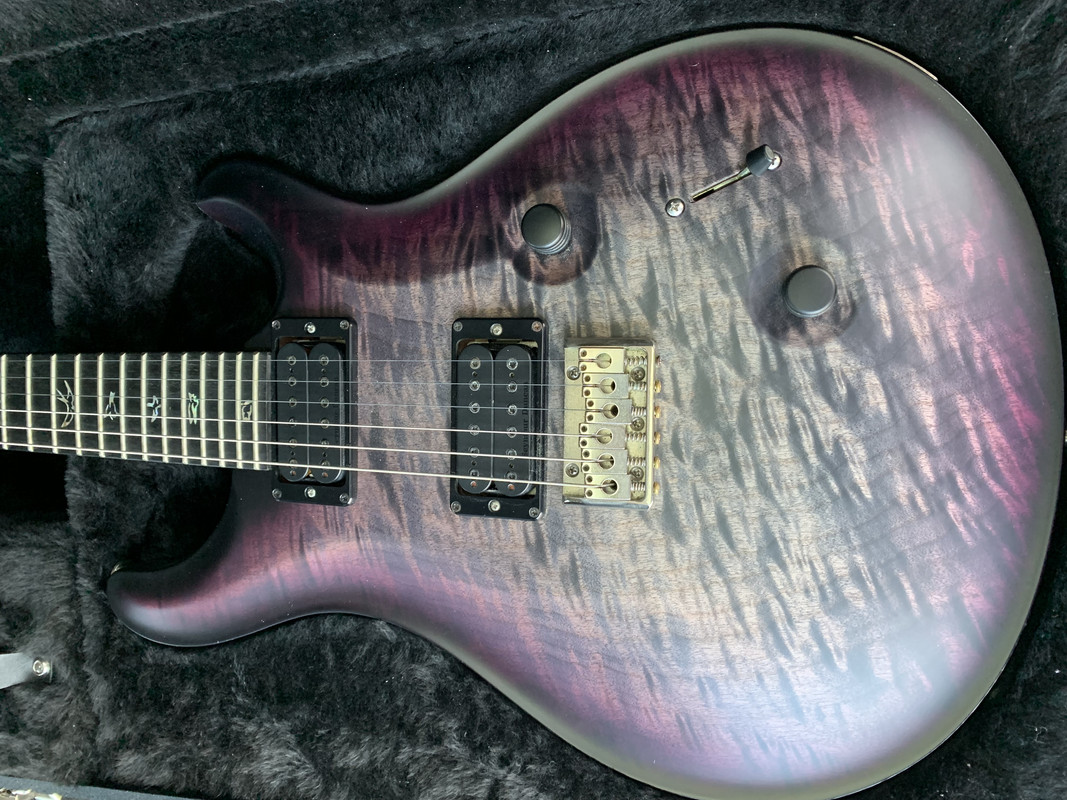 09E057D6-51EB-456F-95EF-A53F0F92804E