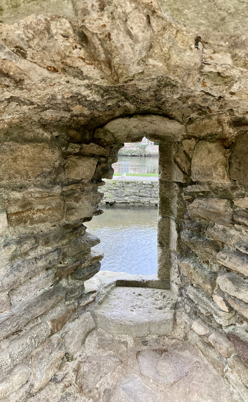 D3406841-E29B-48F6-8F40-B6E125979170