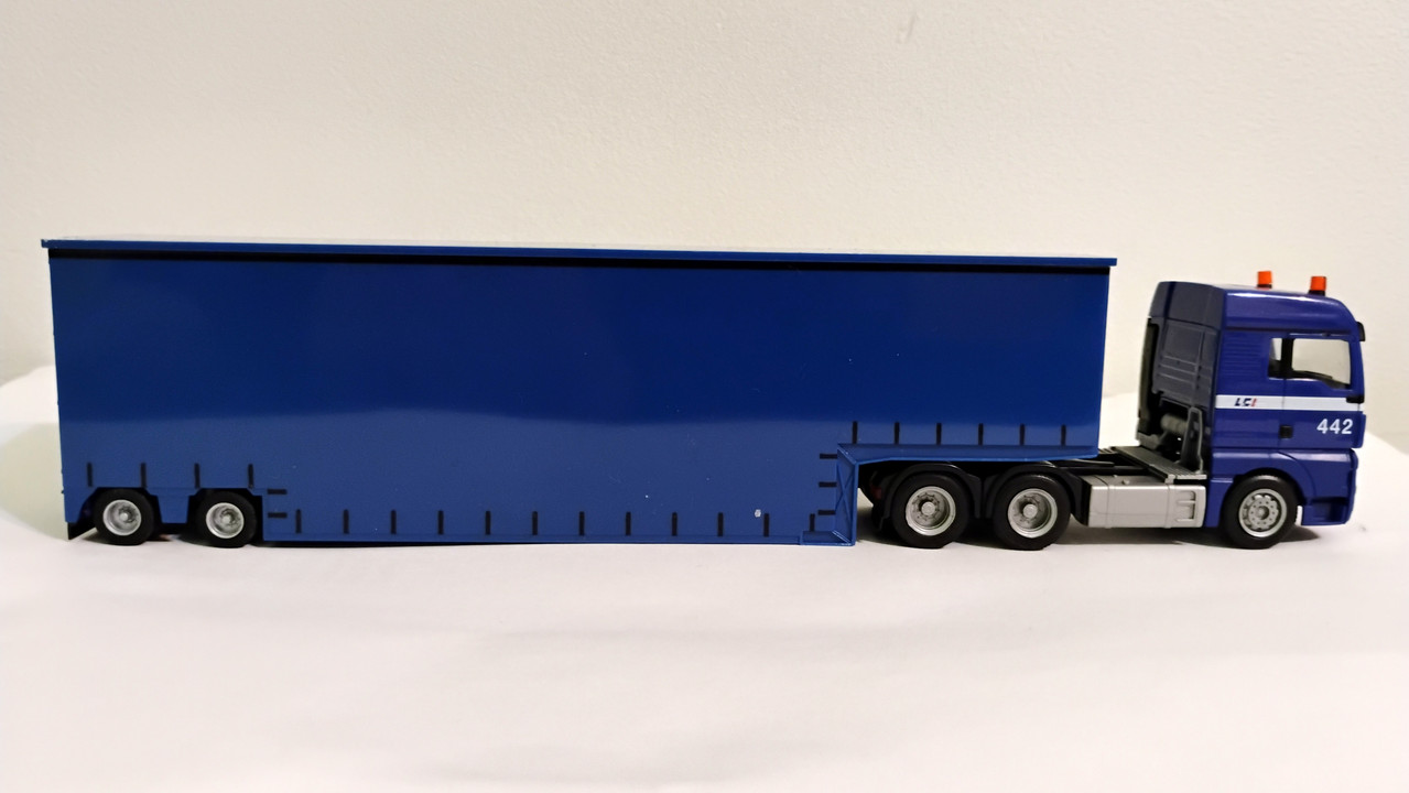 Mach (3520)