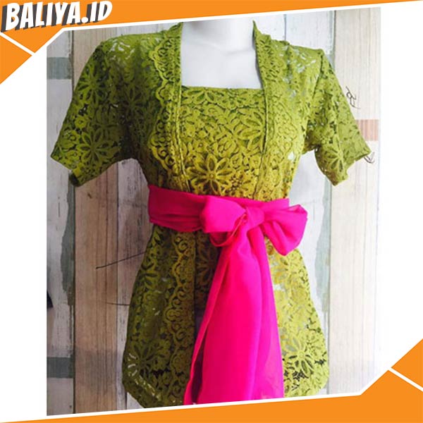 Model Kebaya Brokat Baliya.id