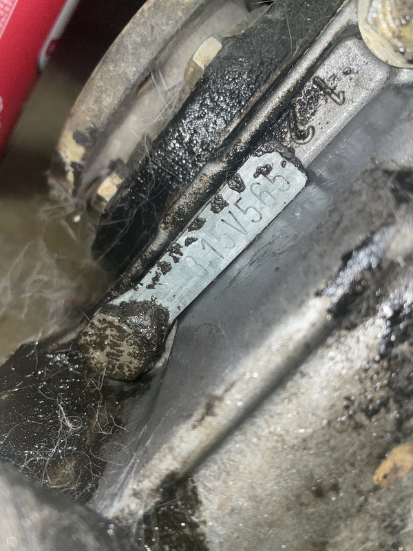 521E1DAB-1310-4E1E-B94C-7196C77F78E1