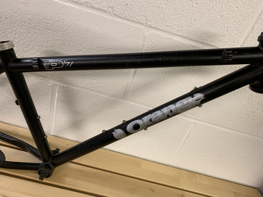 10AB6A8E-F73B-4C7D-96AE-DA9A2280A595