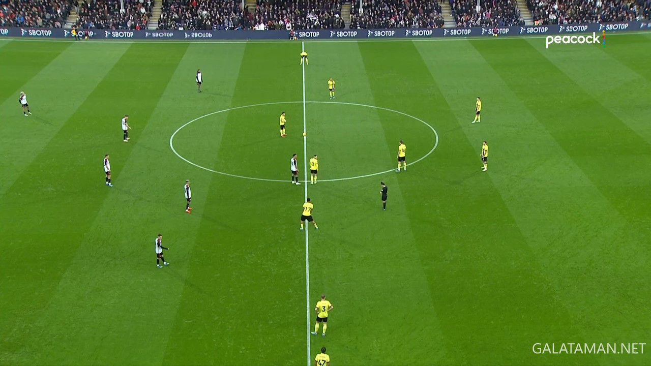 [Image: 12-23-15-48-07-Peacock-2-Fulham-vs-Burnl...04-719.jpg]
