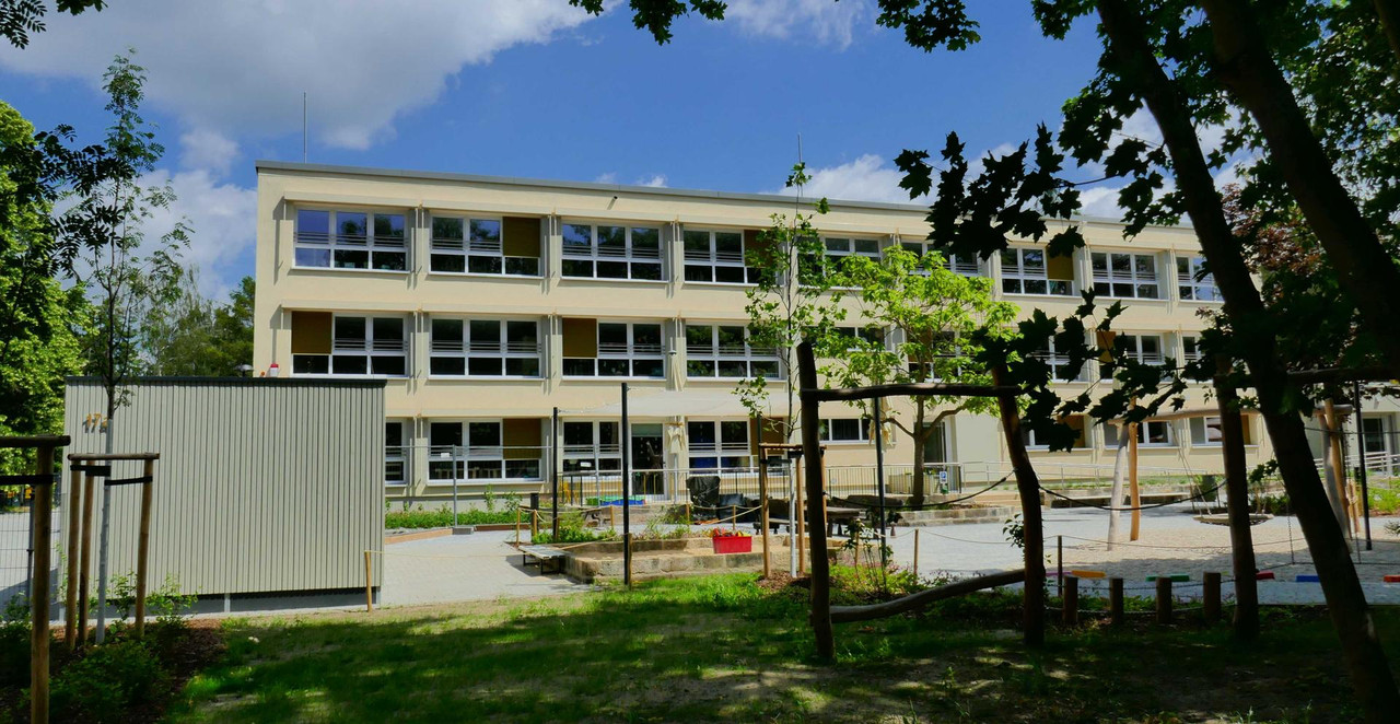 Bild: https://i.postimg.cc/KzvQ3Pgr/P1360594.jpg