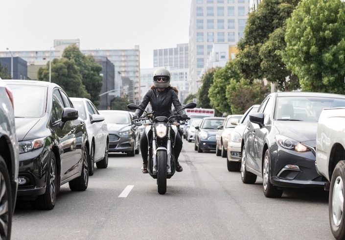 S1-circulation-des-motos-et-scooters-dans-les-zfe-un-coup-de-theatre-inattendu-vient-tout-chambouler