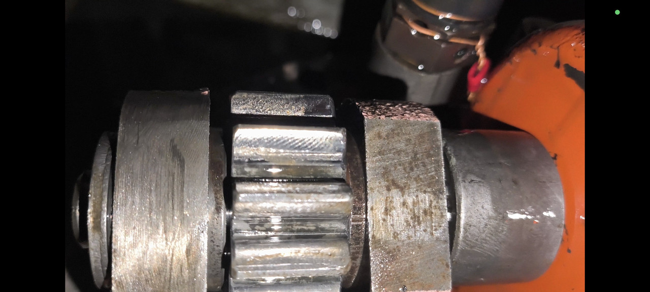 Screenshot_2025-10-12-17-52-02-196_com.miui.mediaviewer