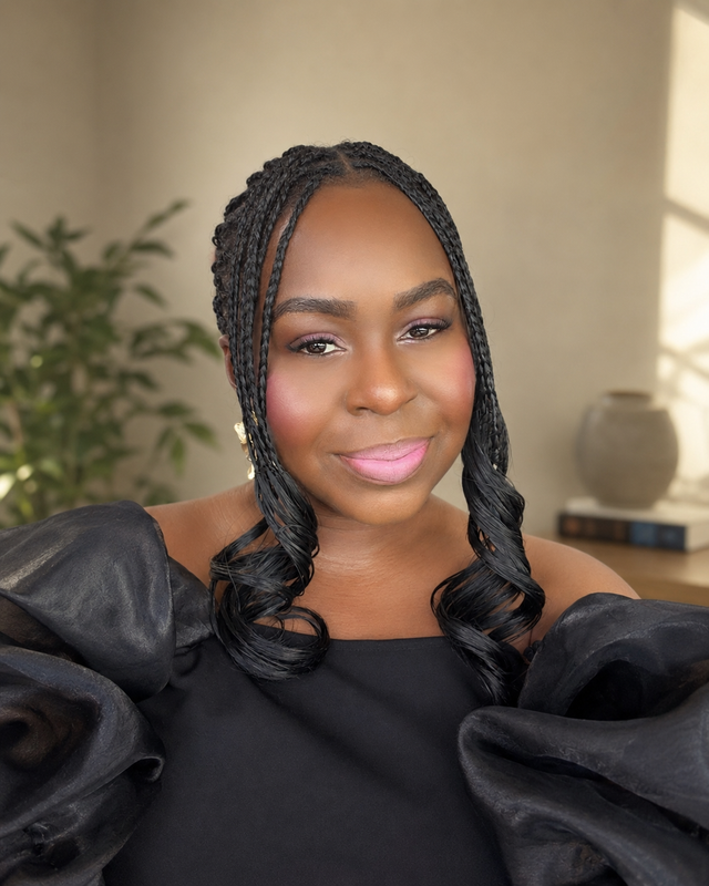 Shakira Tomiwa, Founder of Radiate LLC