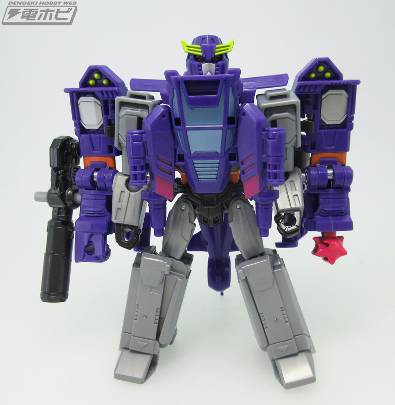 Takara-Tomy-Transformers-Cyberverse19