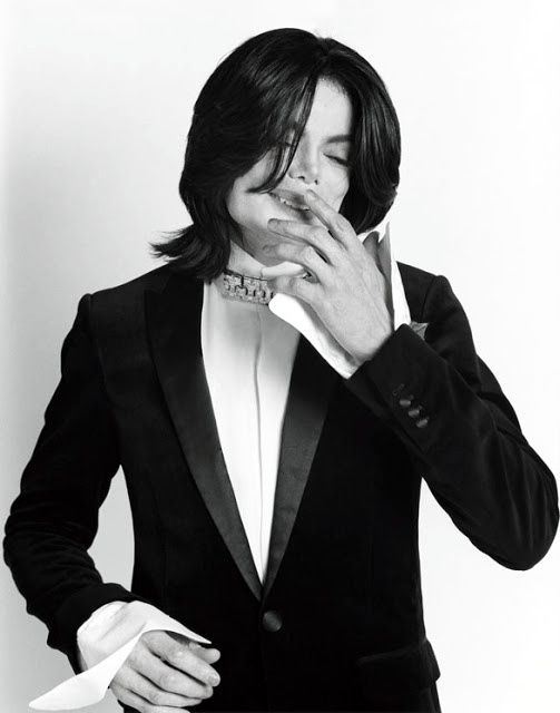 Michael-Jackson-para-L-Uomo-Vogue-Italia-Octubre-2007-por-Bruce-Weber.jpg