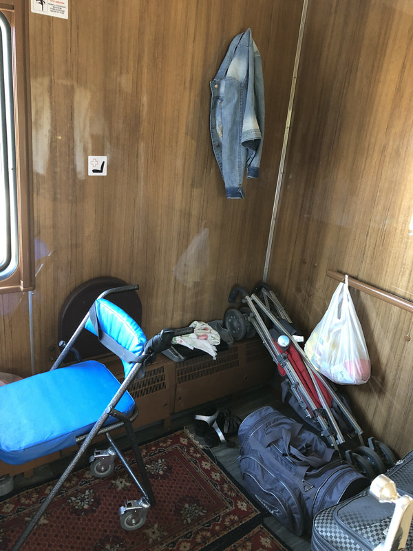 2C0D31C9-16C5-41ED-868D-0353282E75DF