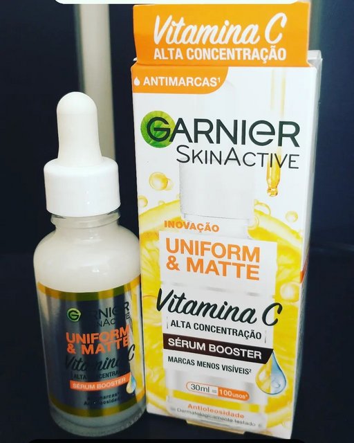 Sérum Facial Antimarcas Garnier Uniform & Matte Vitamina C, 30ml