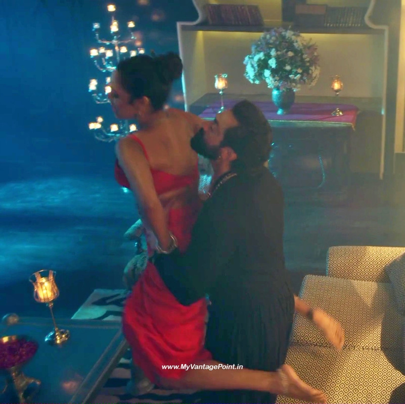 58Esha Gupta Hot in Aashram Web Series