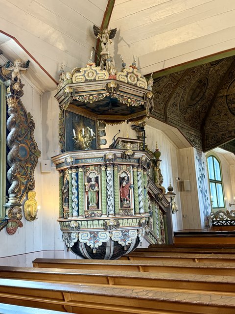 [Linked Image from i.postimg.cc]