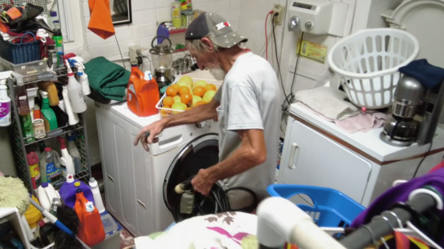 [Image: c73pf0mydw1z.png]