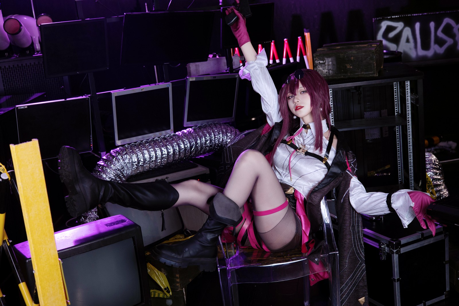 双木扶苏 COS二次元《卡芙卡》高清图集写真（30P／338.9M）插图9