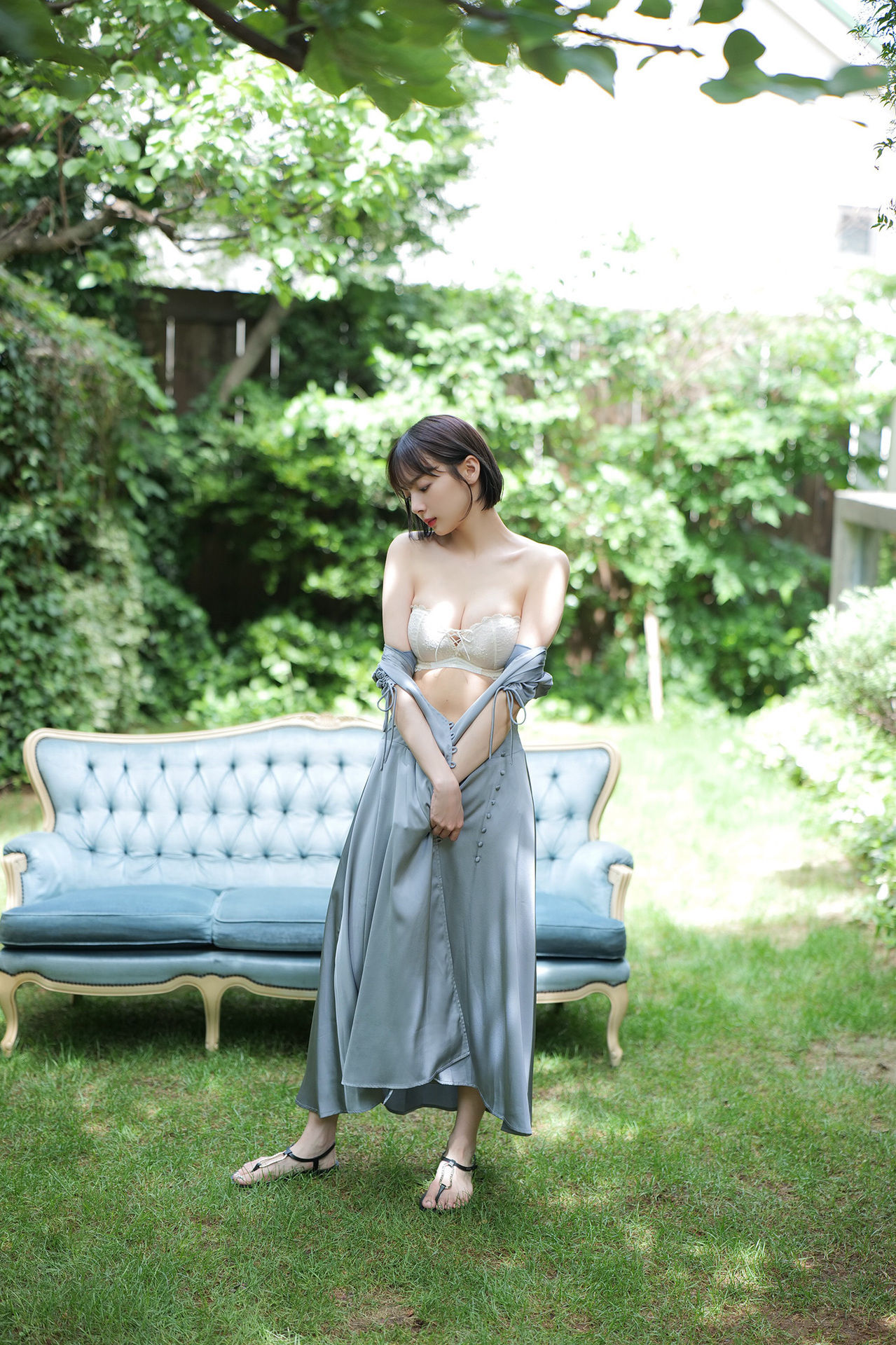 岡田紗佳 NO.001「おかぴーの森へようこそ」 36