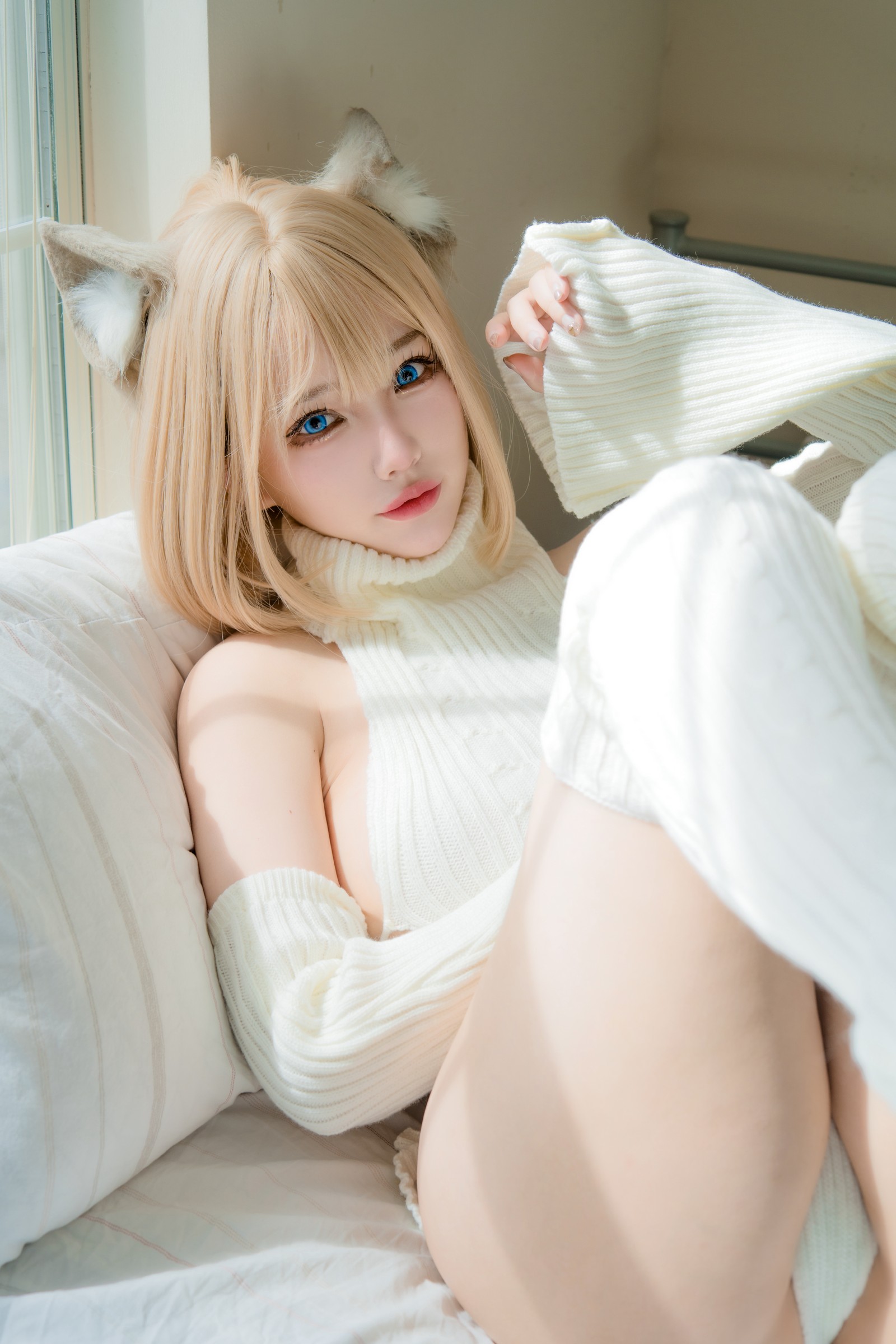 狐洛洛子 – 慵懒白猫 高清写真（36P-462MB）居家猫系氛围图集插图3