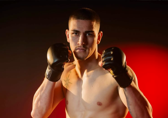 Годеч, Тайланд и ONE: за шампионът на MAX FIGHT Мартин Петков пътят нагоре е само въпрос време