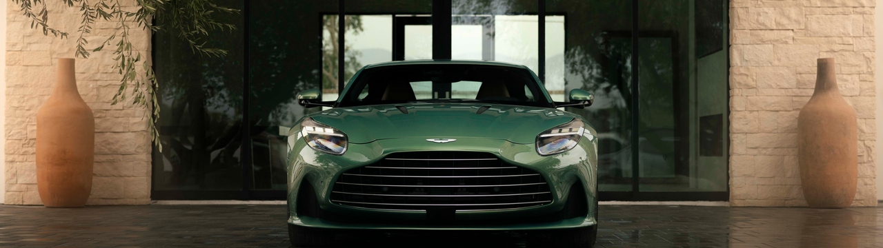 Aston Martin DB12 01